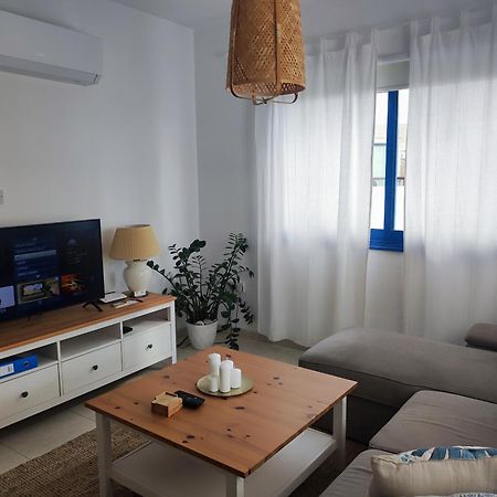 Marina Gardens Apartment Paphos Exterior foto